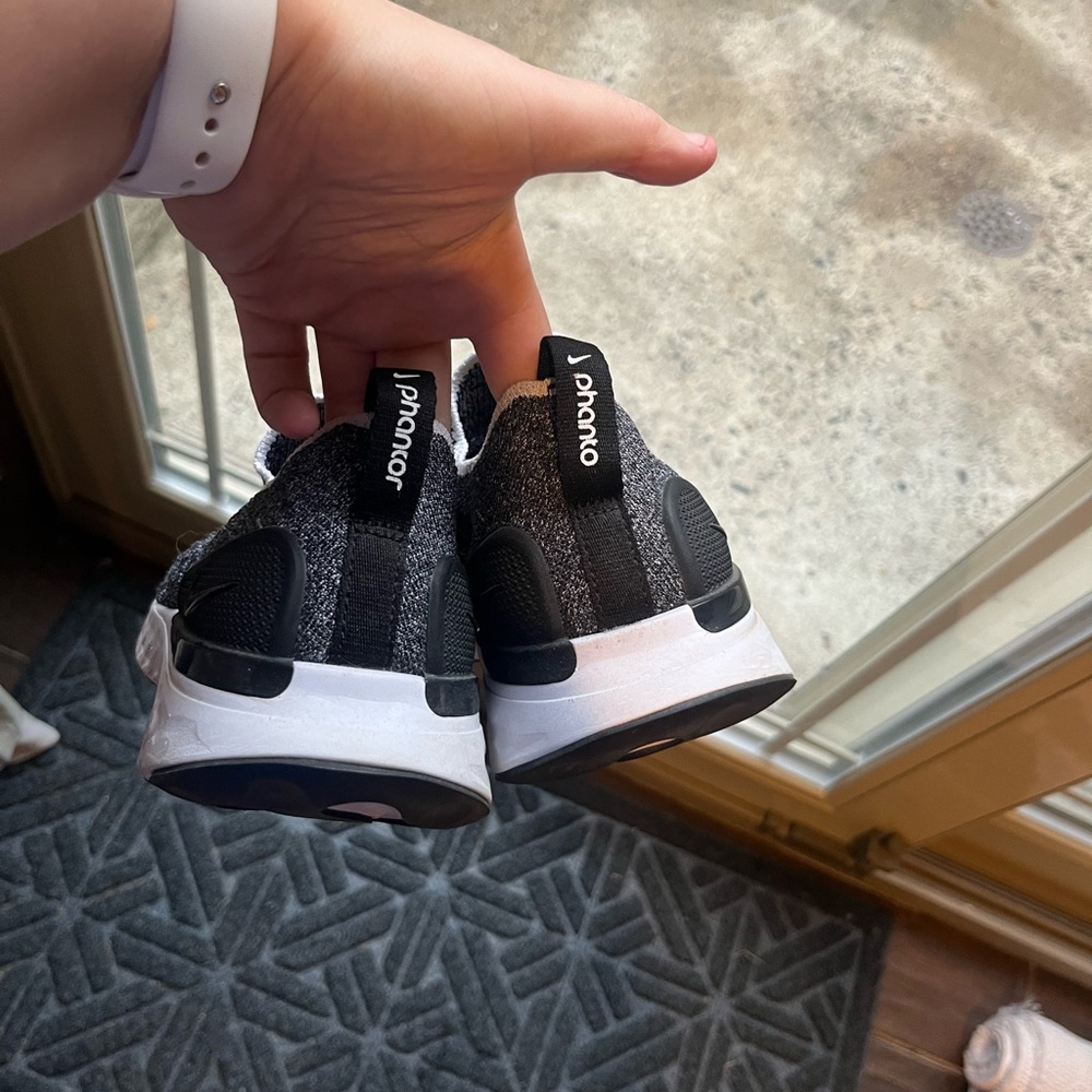 Nike React Phantom Run Flyknit Running Shoes - image 4